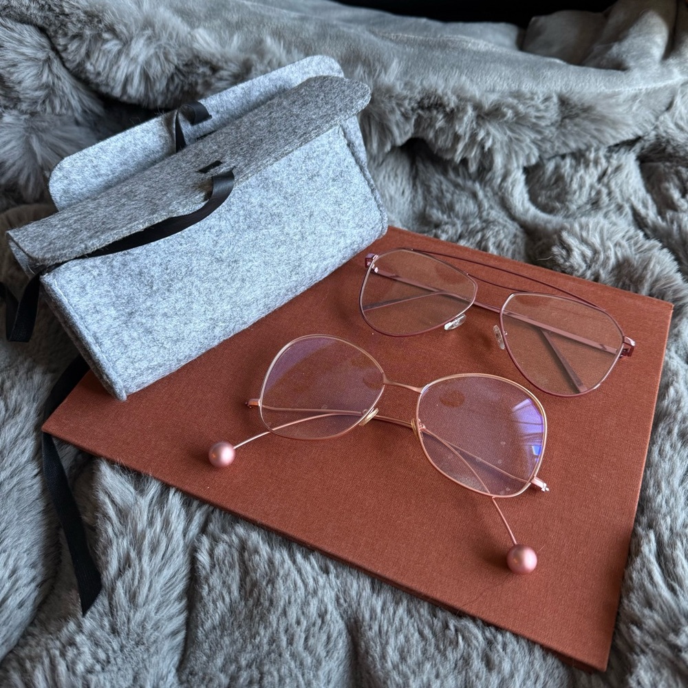 Elegant Pink Sunglasses with Case
